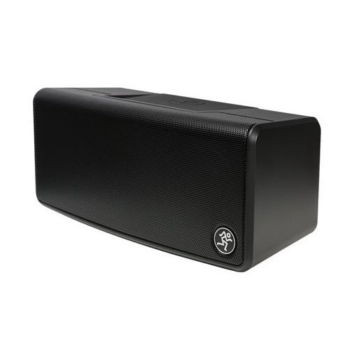 מערכת הגברה Bluetooth ניידת וקומפקטית 40W עם סאונד עוצמתי במיוחד מסדרת FreePlay של Mackie
