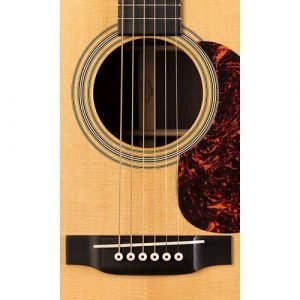 גיטרה אקוסטית + ארגז MARTIN HD28V