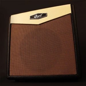 מגבר לגיטרה 15 ואט CORT CM15R DB