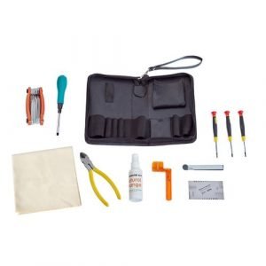 ערכת כלי עבודה לגיטרה Professional Maintenance Guitar & Bass Tool Set, Black Warwick