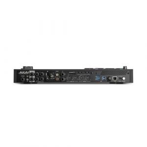 CR8-XBT Mackie