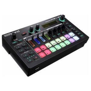 HR824mk2 Mackie