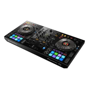 קונטרולר DDJ-800: הקונטרולר המקצועי ל-DJs – ניידות, איכות סאונד ותצוגה חכמה ברמה אחרת