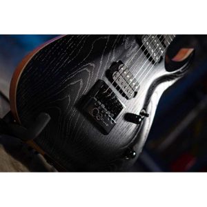 גיטרה חשמלית CORT KX700 עם EverTune וסט Seymour Duncan – חוויה מושלמת לגיטריסטים