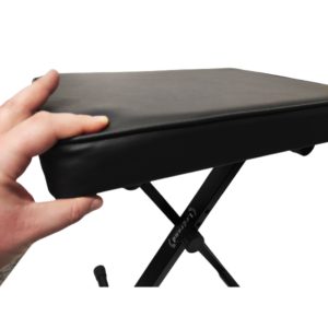 כיסא פסנתר מתקפל ומרופד UDT-501 מבית LEGRAND – כיסא מתכוונן ונוח לנגינה