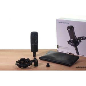 מיקרופון קרדיואידי להקלטות Audio Technica AT2035 – סאונד נקי ואיכותי להקלטות אולפן, שירה, פודקאסטים וסטרימינג