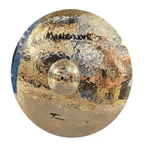 מצילה עם סאונד עמוק 20 אינץ’ מסדרת THOR דגם THRI-20 מבית MASTERWORK – סאונד חזק ומדויק לנגנים מקצועיים