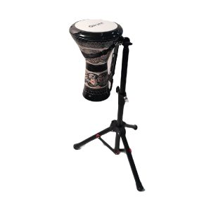 סטנד לדרבוקה מתכוונן SDR-10 מבית MASTERWORK – יציבות מושלמת, התאמה אישית ונוחות נגינה מירבית