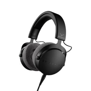 אוזניות אולפן Beyerdynamic DT 700 PRO X סגורות עם צליל עוצמתי, תדרים רחבים 5-40,000 הרץ, אימפדנס 48 אום ובידוד רעש מצוין לניטור והקלטות מקצועיות