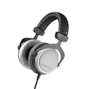 אוזניות סמי פתוחות Beyerdynamic DT 880 PRO סמי-פתוחות עם אימפדנס 250 אום, סאונד שקוף וטבעי, אידיאליות למיקסינג, מאסטרינג ועריכה