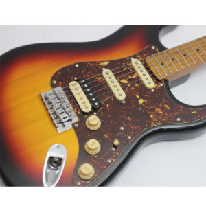גיטרה לרוק קלאסי Smiger בסגנון Fender Vintage Stratocaster – טרמולו, 3 פיקאפים, 5 מצבים, צוואר Maple, 22 סריגים