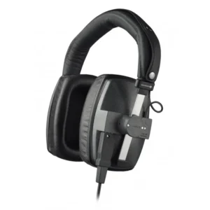 אוזניות מוניטור מקצועיות Beyerdynamic DT 150 סגורות עם בידוד רעש מצוין, תגובת תדרים רחבה 5-30,000 הרץ ואימפדנס 250 אום