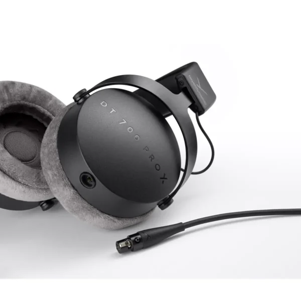 dt 700 pro x beyerdynamic xlr cable 1