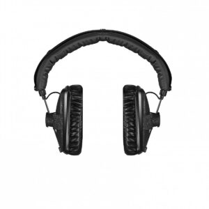 אוזניות מוניטור מקצועיות Beyerdynamic DT 150 סגורות עם בידוד רעש מצוין, תגובת תדרים רחבה 5-30,000 הרץ ואימפדנס 250 אום