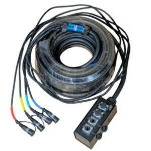 הצללה כפולה נגד הפרעות Cat6a רב־ערוצי 4CH באורך 30 מ׳ – Multi Net עם סיכוך נחושת כפול לביצועי 10GbE ו-PoE++ יציבים