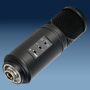 מיקרופון קונדנסר XLR רב־תבניות עם שוק מאונט לשירה, קריינות ואולפן – Roq Audio M15C