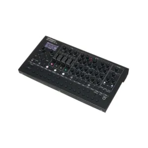 Roland SH-4d – סינתיסייזר שולחני 11 מנועי OSC ו-60 קולות
