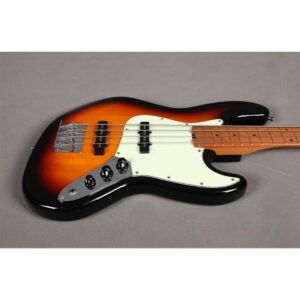 כלי פריטה SQOE SJB600 WH – Jazz Bass, Maple Guitar
