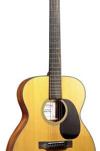 גיטרה אקוסטית מוגברת + נרתיק Martin 000E Retro Plus Mahogany