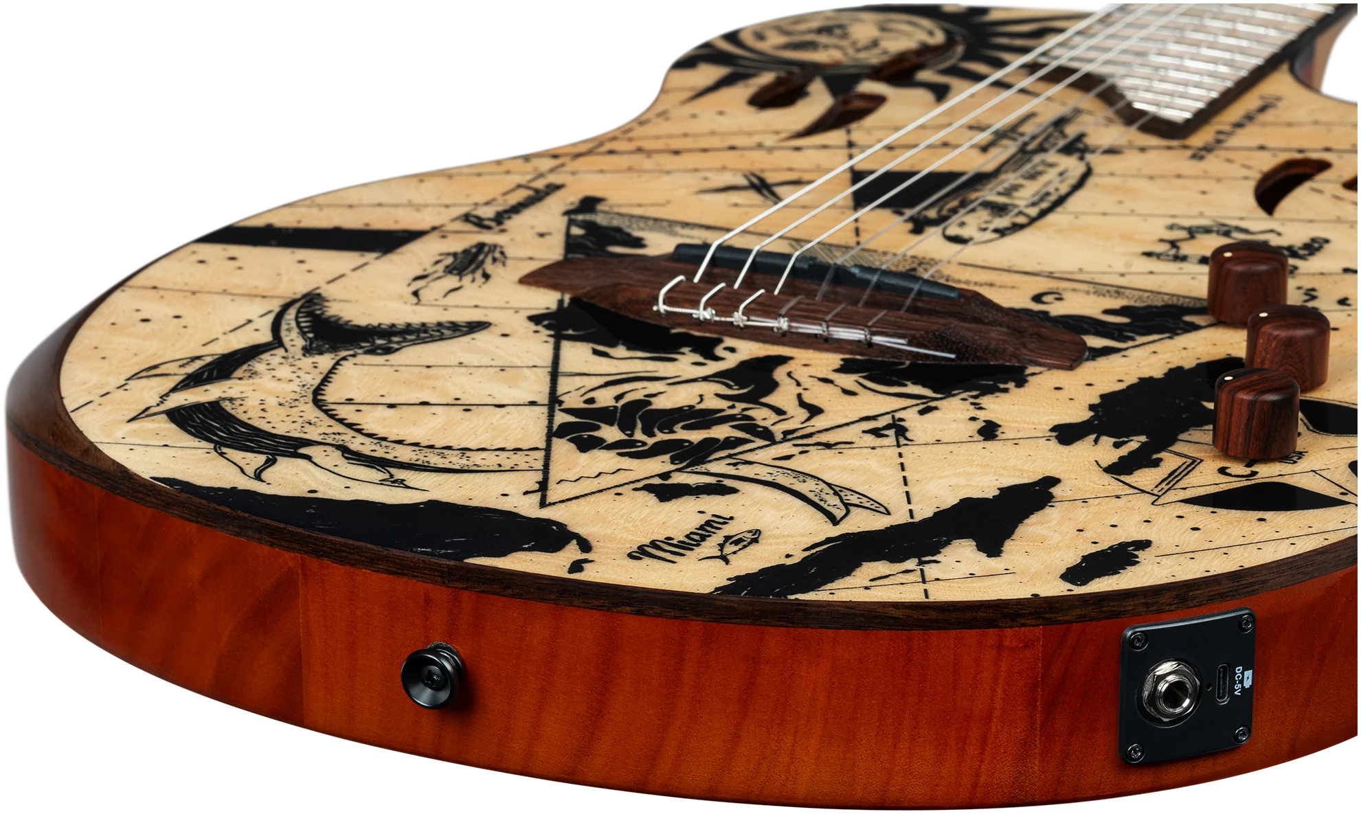 גיטרה קלאסית מוגברת Ortega RTPG-LS2 TourPlayer טופ Solid Spruce Quilted Maple Cutaway 5 גיטרה קלאסית מוגברת Ortega RTPG-LS2 TourPlayer טופ Solid Spruce Quilted Maple Cutaway - תמונה 5