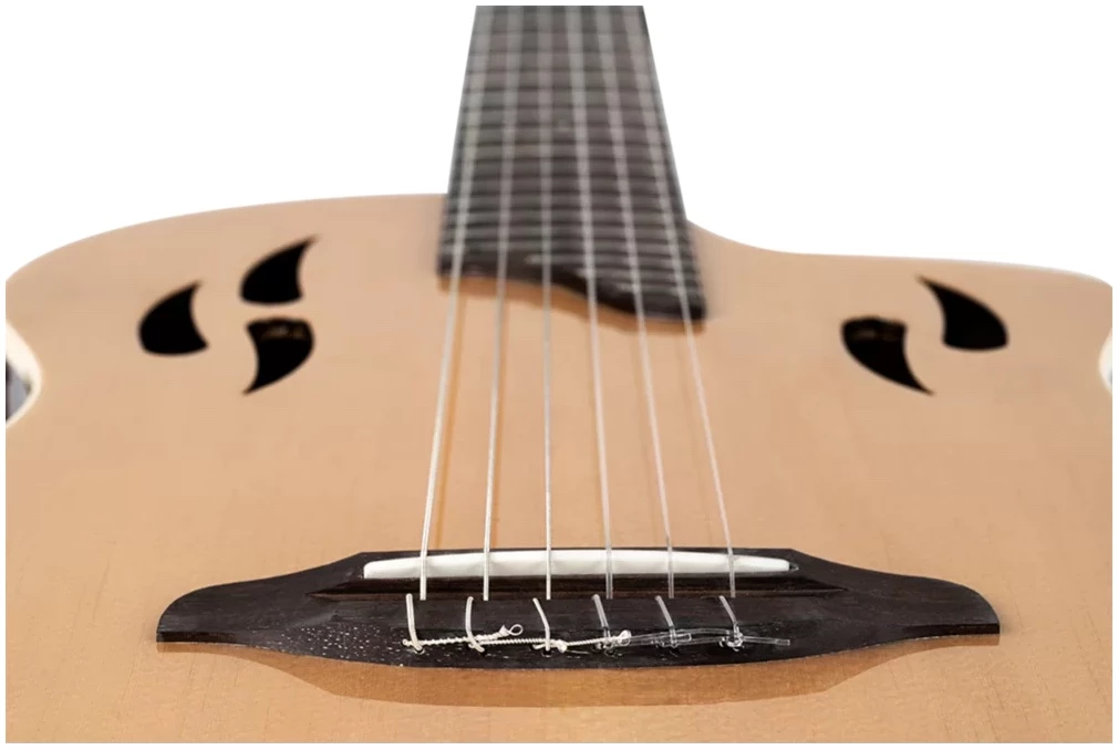גיטרה קלאסית Ortega TourPlayer בצבע טבעי 6 גיטרה קלאסית Ortega TourPlayer בצבע טבעי - תמונה 6