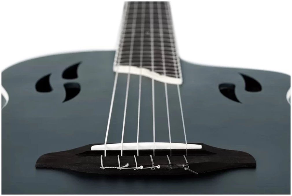 גיטרה קלאסית Ortega TourPlayer בצבע שחור 7 גיטרה קלאסית Ortega TourPlayer בצבע שחור - תמונה 7