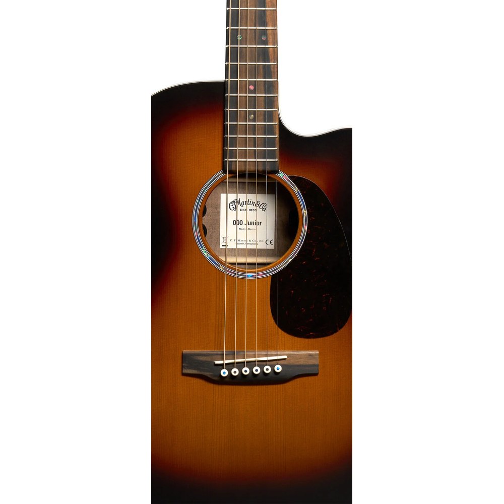 גיטרה אקוסטית מוגברת Martin 000C Jr E Walnut Burst – קאטאוויי, אגוז שחור כולל נרתיק 3 Martin 000C Jr E Walnut Burst – תמונה 3