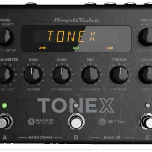מדמה מגברים וקבינות iK Multimedia TONEX Pedal עם ממשק שמע
