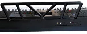 אורגנית עם כניסת פדל ססטיין Stagg STK-200 – אורגנית 61 קלידים רגישים למגע עם חיבור מידי, נגן MP3 ומטרונום מובנה