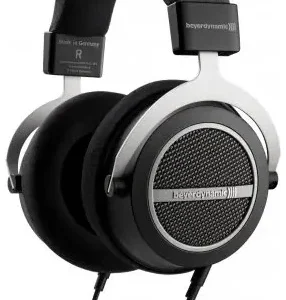 אוזניות בטכנולוגית העתיד Beyerdynamic | AMIRON HOME