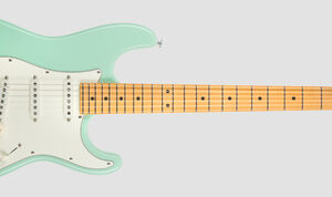 גיטרה חשמלית SUHR Classic S Surf Green SSS SSCII Maple