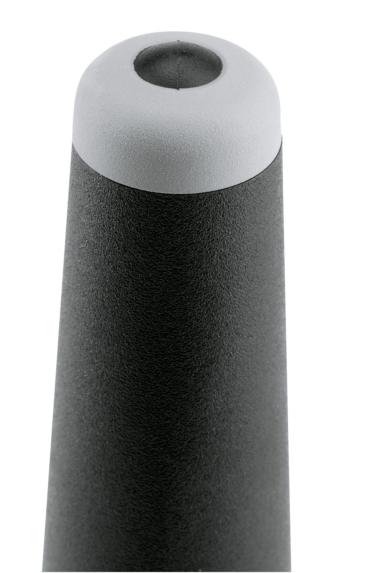 סטנד מקצועי לחצוצרה Konig & Meyer 15213 2 2 1215 scaled 1.jpg