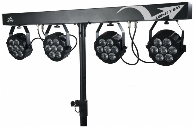 מארז תאורה Sagitter עם 4 פנסי לד 7x10W וסטנד 1 מארז תאורה Sagitter עם 4 פנסי לד 7x10W וסטנד