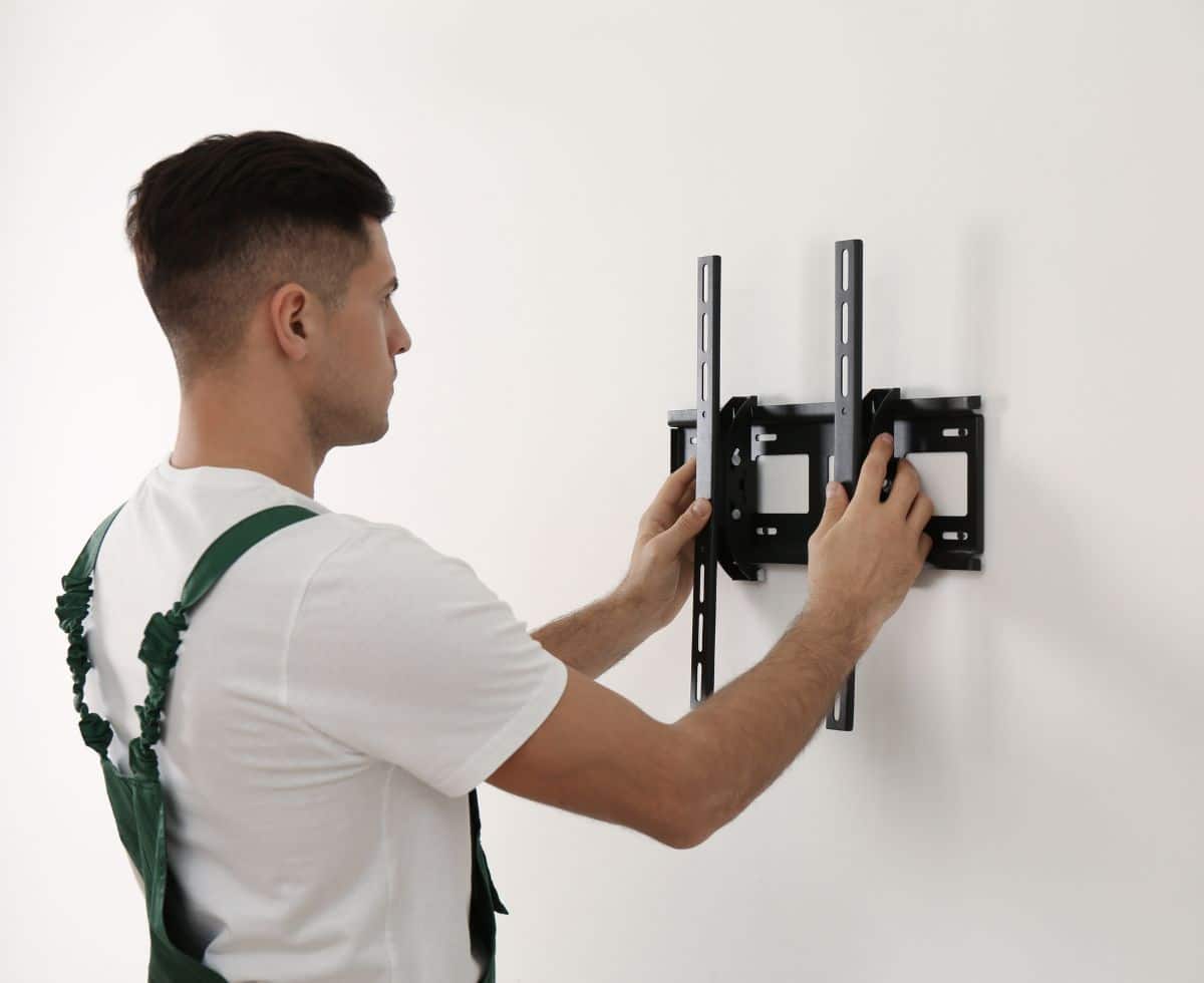 התקנת טלוויזיה 32″-49″ (ללא מתקן) — שירות מקצועי עד הבית 1 התקנת טלוויזיה 32″ 49″ (ללא מתקן) — שירות מקצועי עד הבית