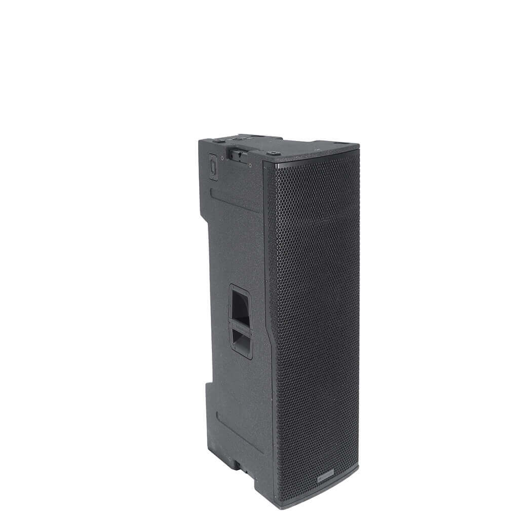 רמקול מוגבר dB Technologies VIO C212 – 2-Way בפיזור צר להתקנות ולייב 5 VIO C212 above threefourths right copia 2.jpg