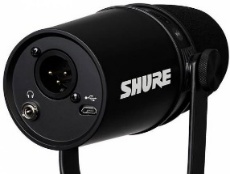 חבילת פודקאסט מקצועית – Shure MV7+ + אוזניות אולפן + סטנד שולחני