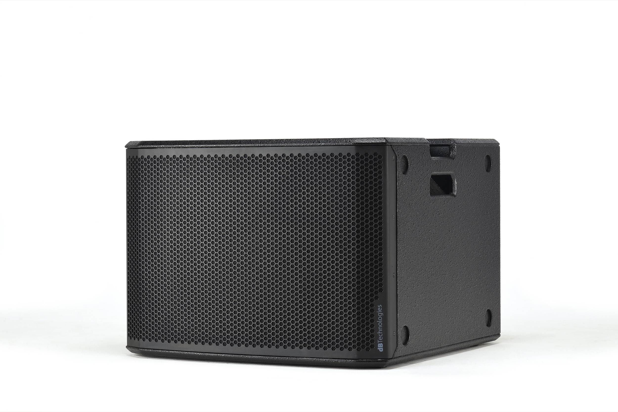 dB Technologies SUB 915 – סאב מוגבר 15 אינץ׳ 1800W עם RDNet 1 סאב וופר מוגבר dB Technologies SUB 915 במבט חזית שמאל ובהעמדה אופקית