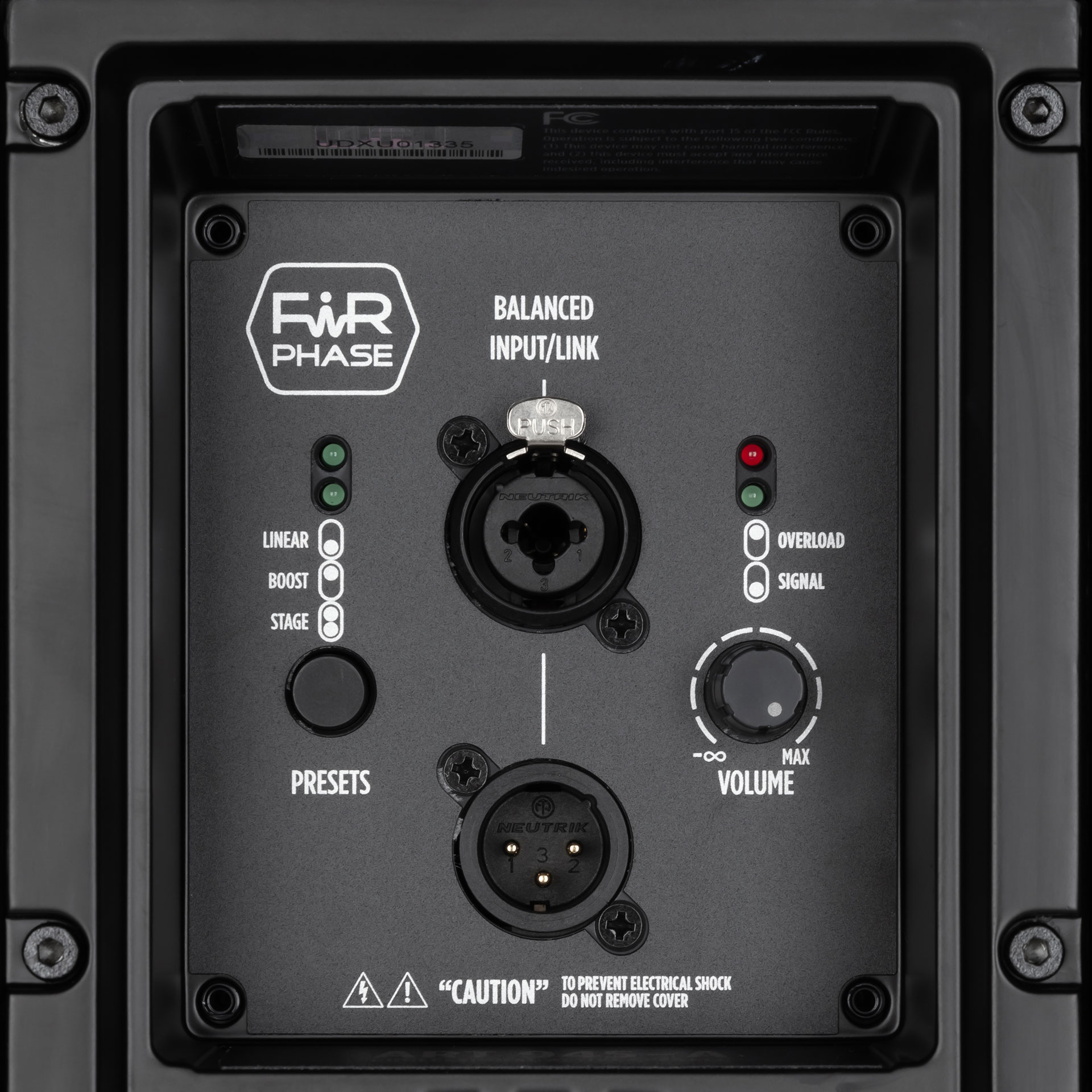 רמקול מוגבר RCF ART 945-A – 15 אינץ׳, 2100W ו־135dB 9 פאנל RCF ART 945-A עם כניסת Combo יציאת XLR ופריסטים Linear Boost Stage