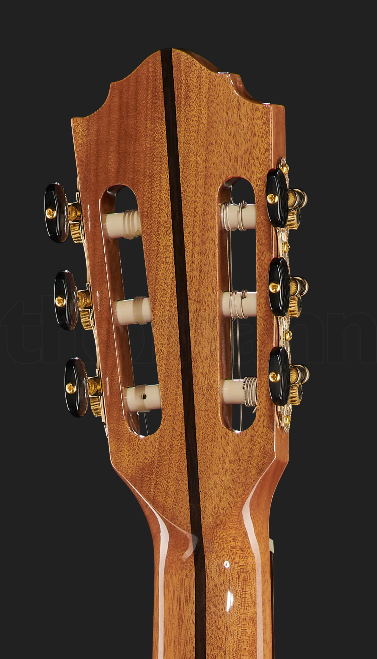 גיטרה אקוסטית Höfner HF17 6 18931952.jpg