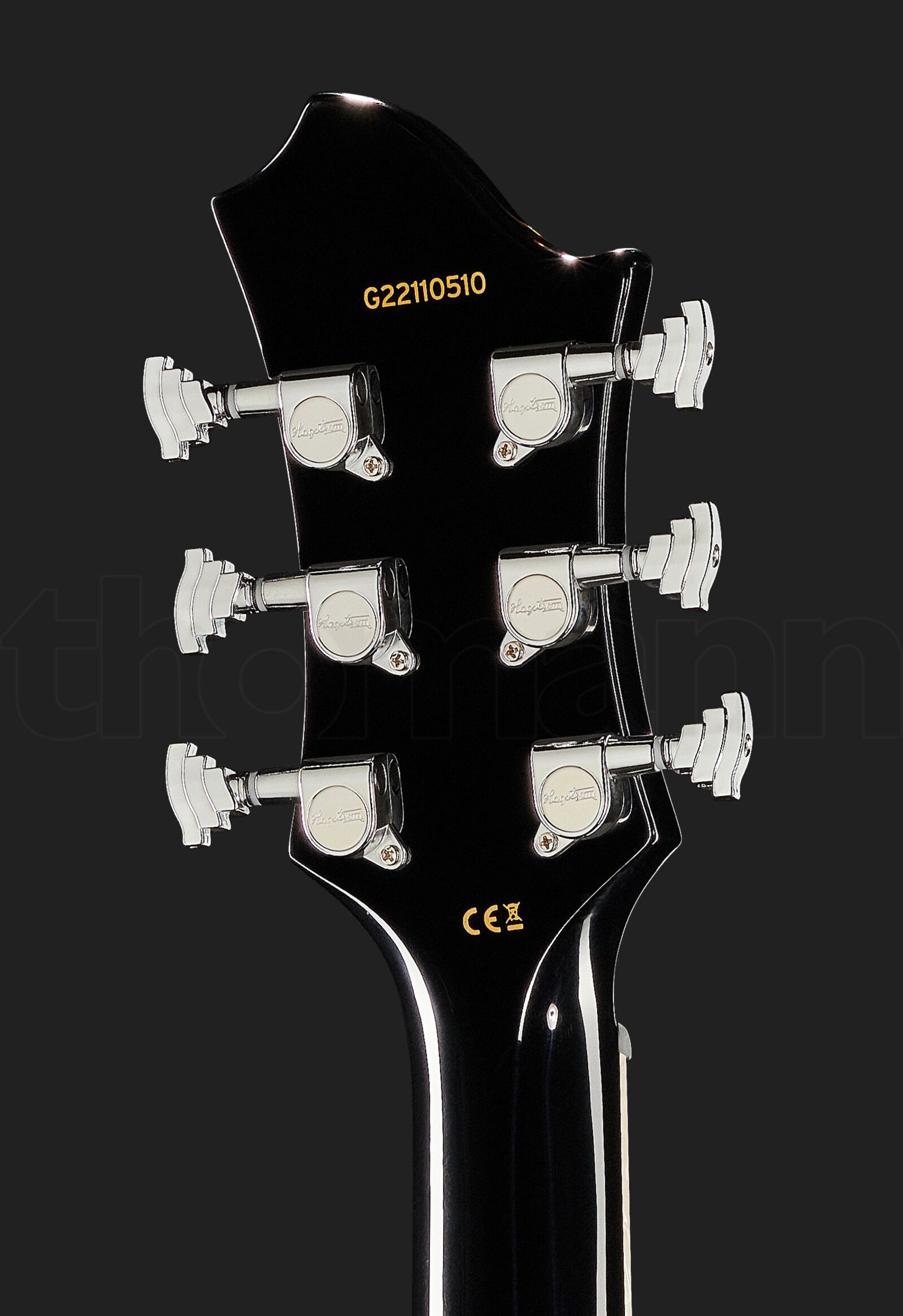 גיטרה חשמלית Hagstrom Ultra Swede Black Gloss 6 18946983.jpg