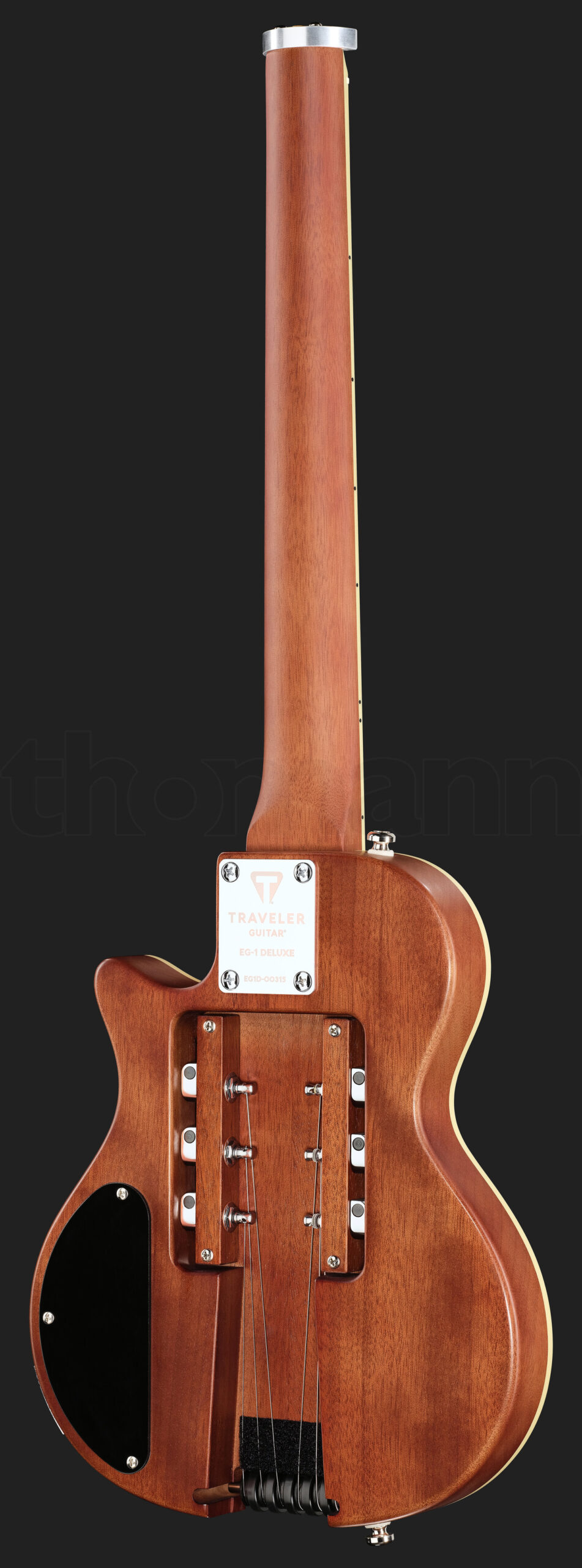 גיטרת נסיעות Traveler Guitar EG-1 Deluxe Gloss Black 2 21088250.jpg