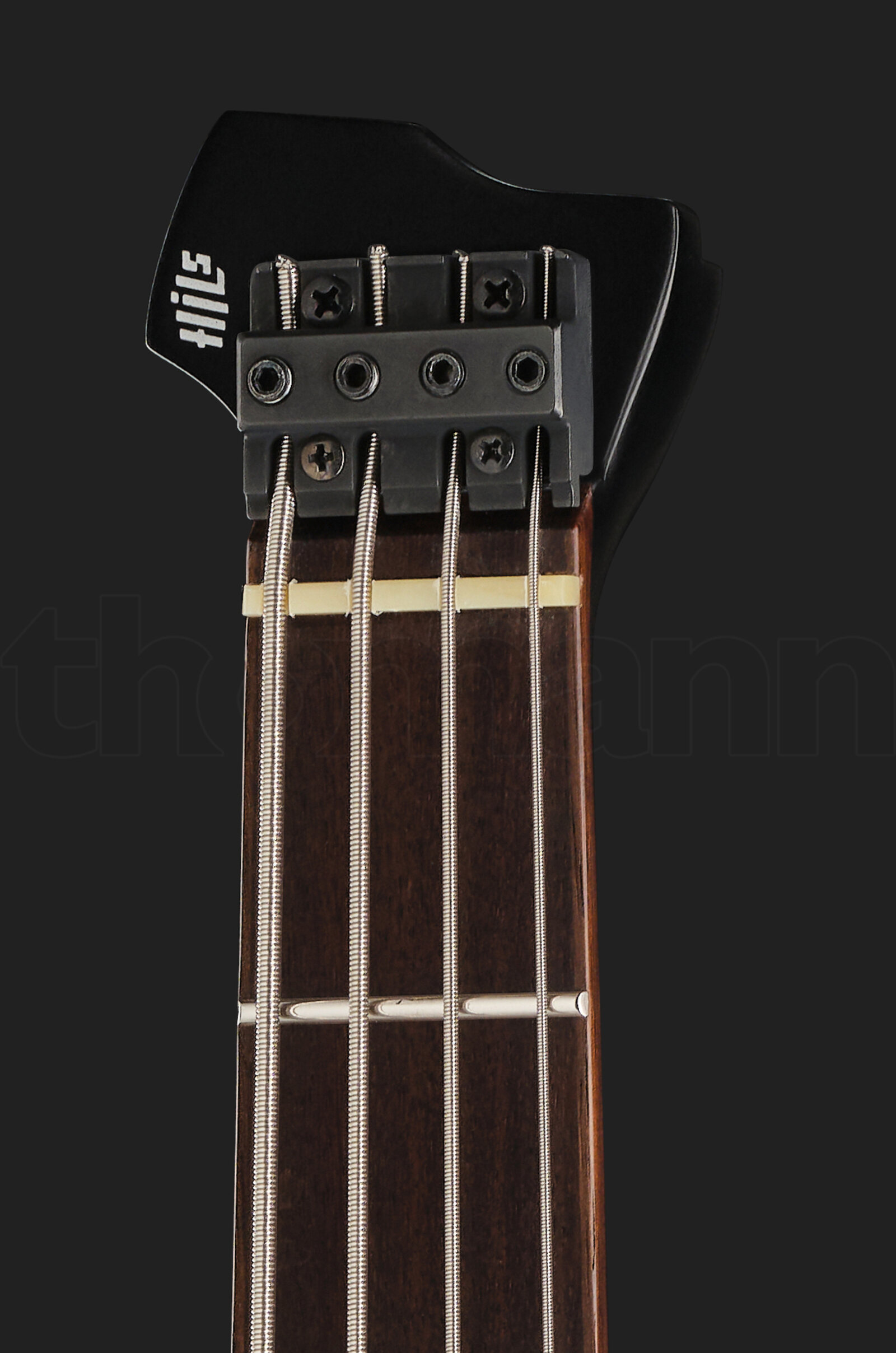 גיטרה חשמלית Hils HNB3 Black 5 21129534.jpg