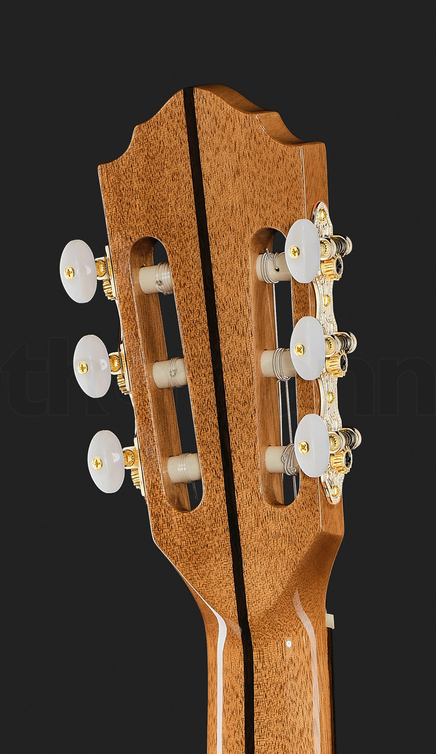 גיטרה אקוסטית Höfner H-MFH Limited Classical 6 21159864.jpg