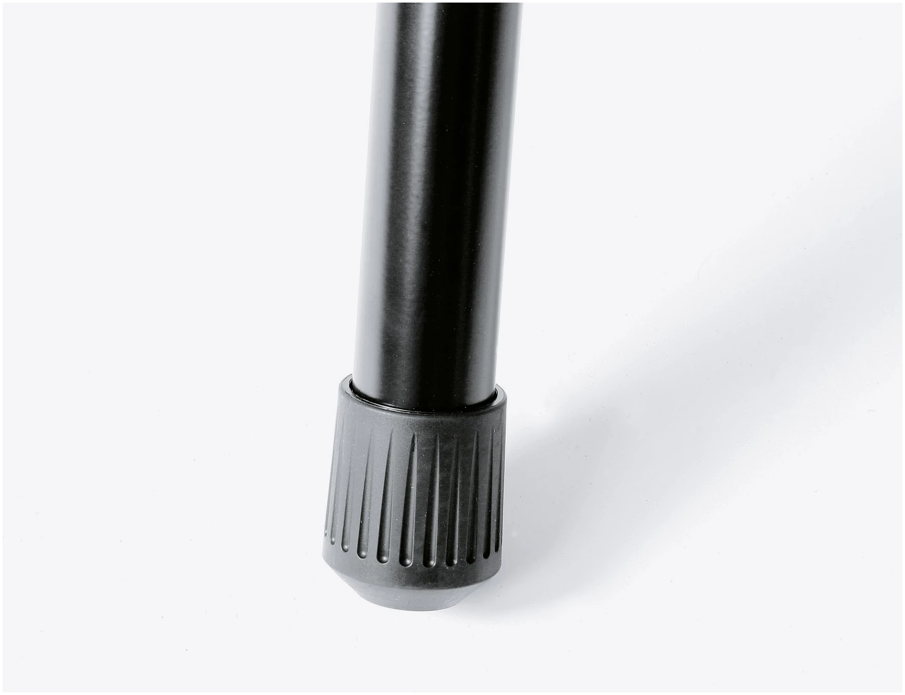 סטנד רמקול מקצועי K&M 21435 — עד 50 ק״ג 2 סטנד רמקול מקצועי K&M 21435 — עד 50 ק״ג — תמונה 2