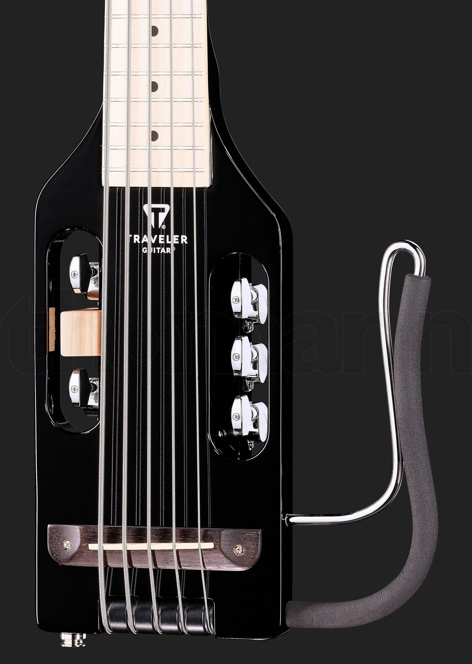 גיטרת נסיעות Traveler Guitar UltraLight Bass 5 Gloss Black 3 21528110.jpg