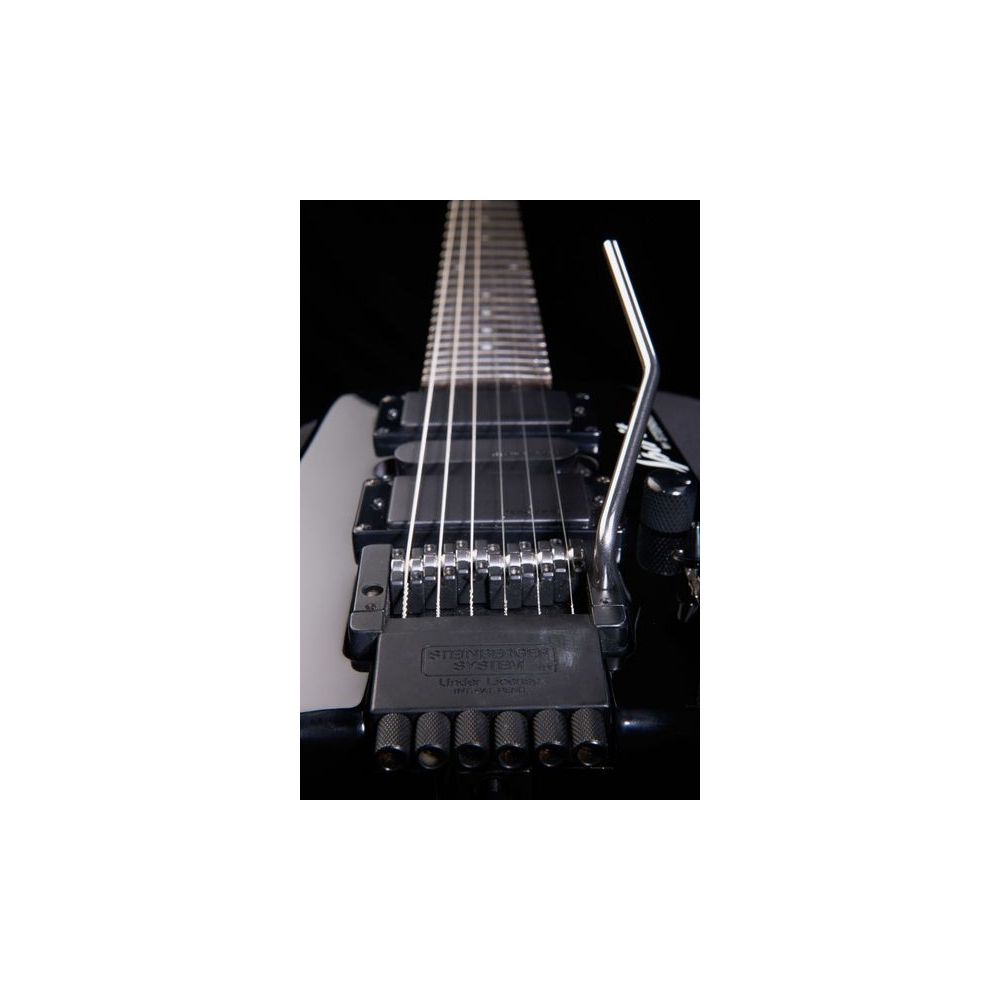 גיטרה חשמלית חסרת ראש Steinberger GT-Pro Deluxe – 24 פרטים, טרמולו 6 גיטרה חשמלית חסרת ראש Steinberger GT-Pro Deluxe – 24 פרטים, טרמולו 6