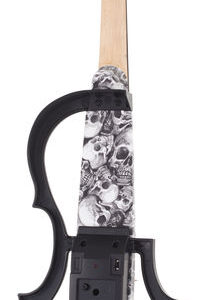 כינור חשמלי Harley Benton HBV 990SKL 4/4 – גולגולות, פיקאפ אקטיבי, ערכה מלאה