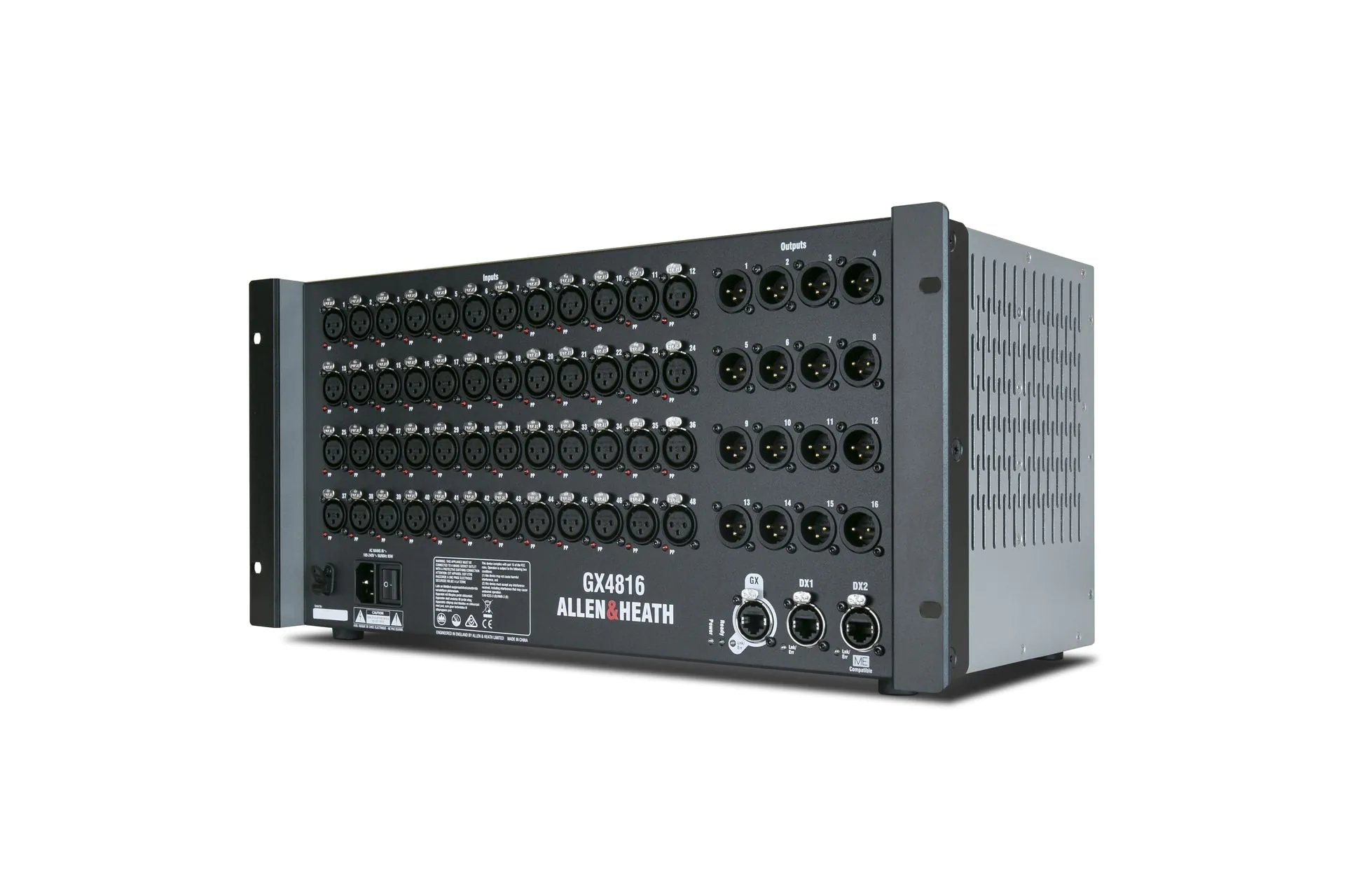 Allen & Heath GX4816 – סטייג׳בוקס 48×16 ב־96kHz 3 Allen & Heath GX4816 במבט תלת־רבעי ימני המציג את החזית ואת פתחי האוורור