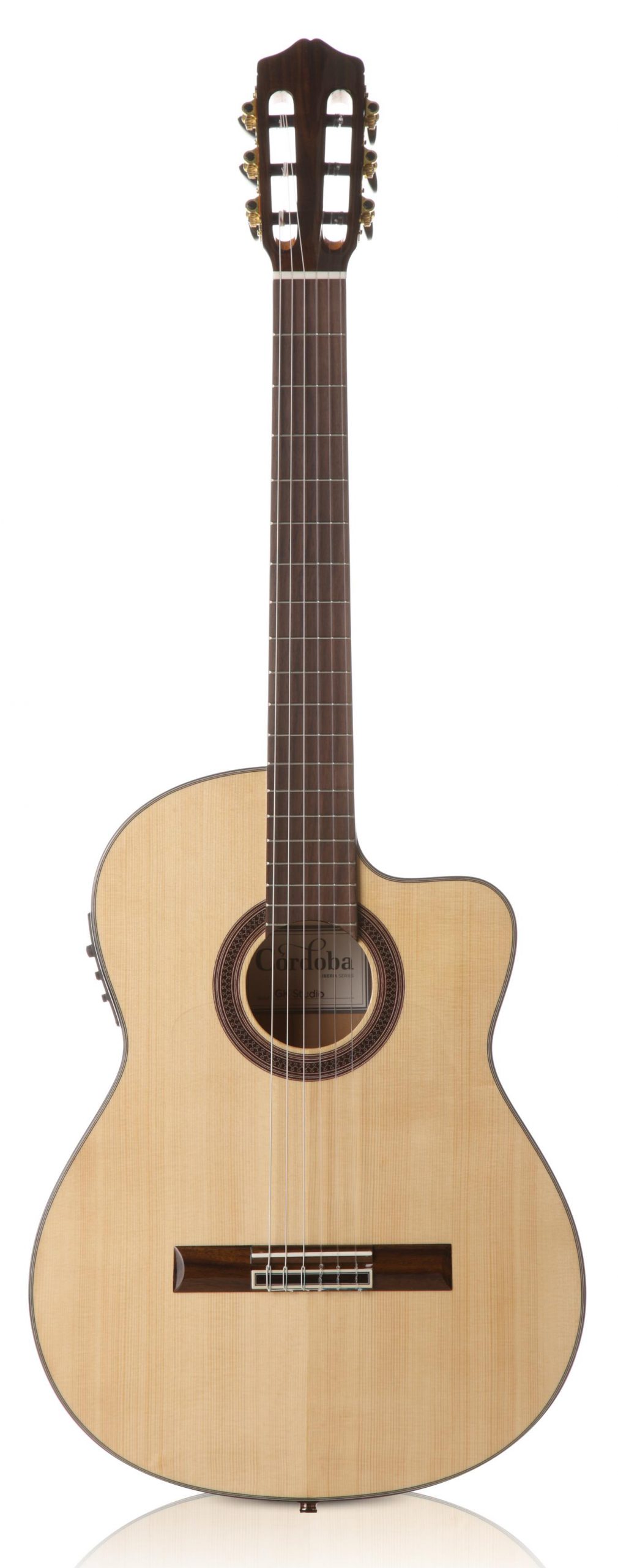 גיטרה קלאסית מוגברת Cordoba GK Studionegra 1 גיטרה קלאסית מוגברת Cordoba GK Studionegra