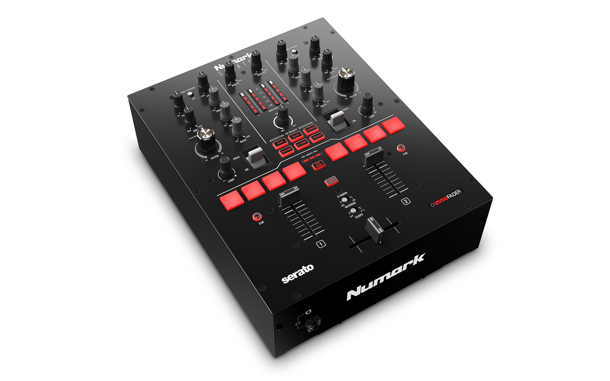 מיקסר DJ Numark Scratch ל-Serato DJ Pro – 2 ערוצים, DVS ו-Innofader 1 מיקסר DJ Numark Scratch במבט אלכסוני המדגים את מבנה המתכת ופריסת הפקדים